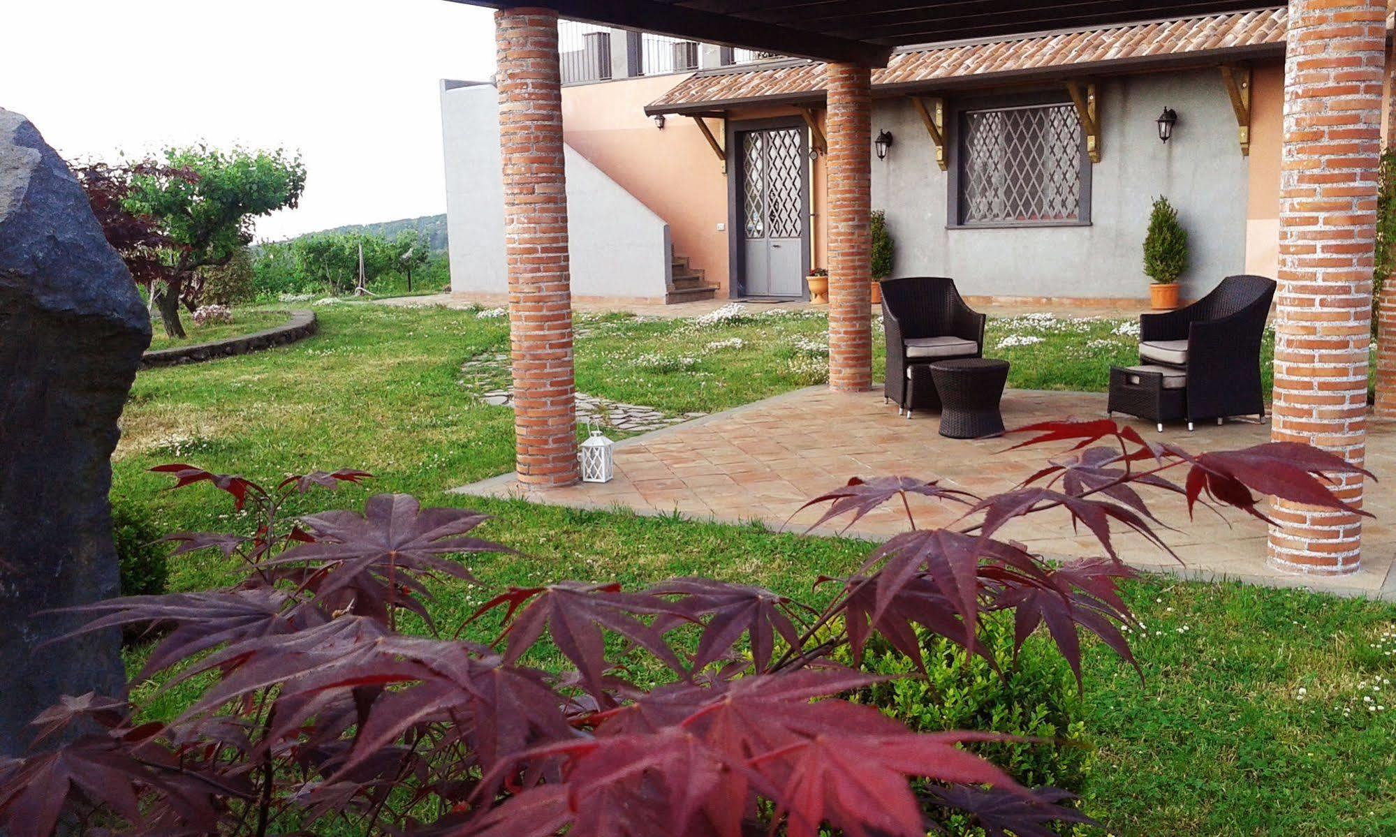Nake Residenza Artistica Villa Sant'Alfio Exterior photo