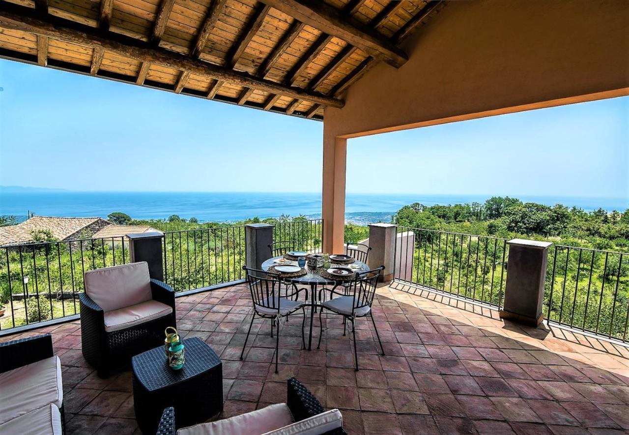Nake Residenza Artistica Villa Sant'Alfio Exterior photo